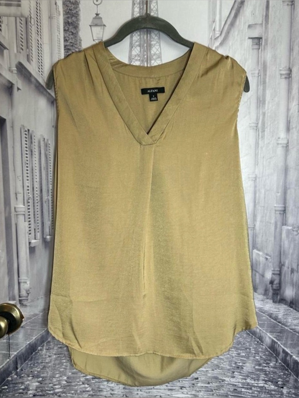 Alfani Tan V-Neck Sleeveless Camisole